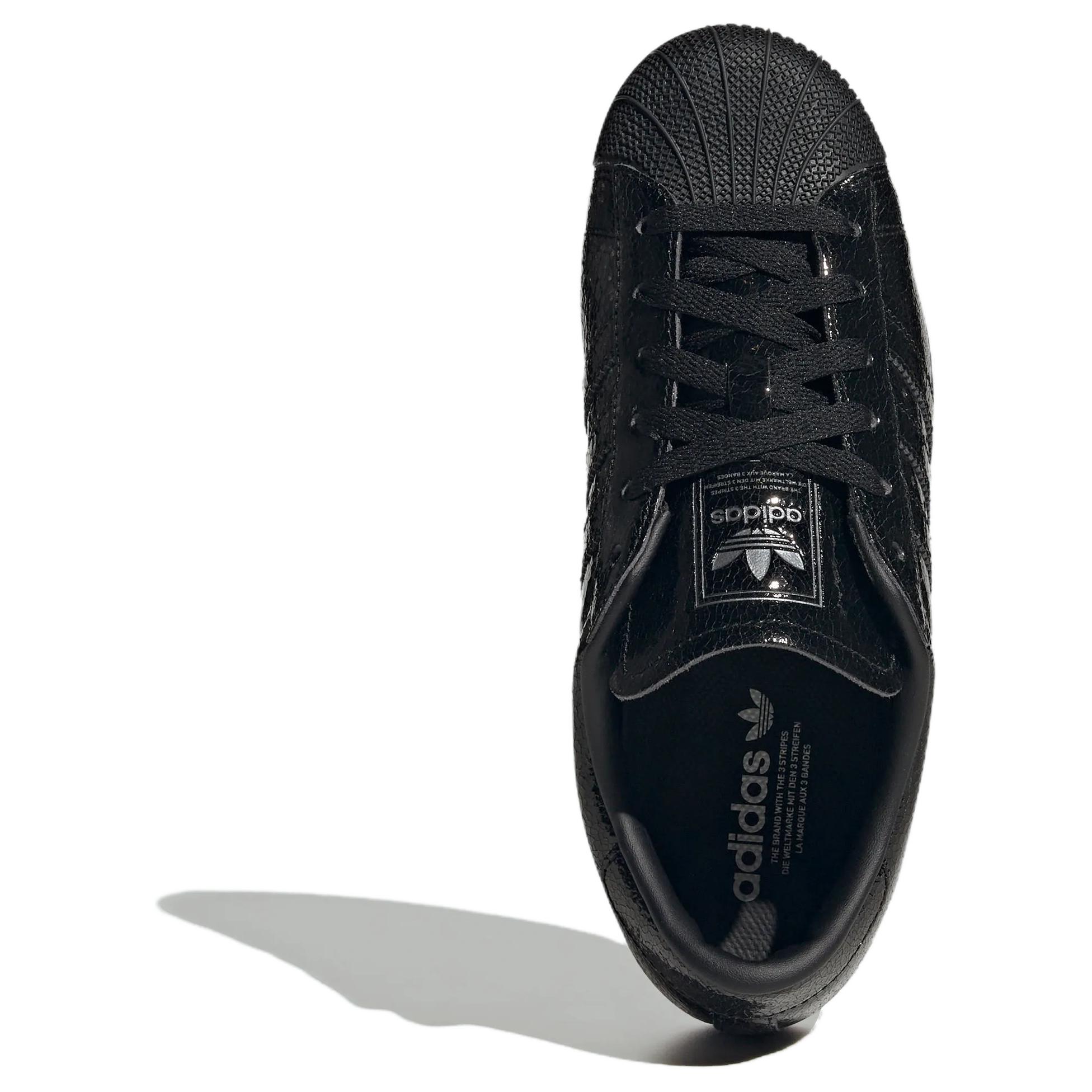 أحذية سكيت بورد سوبرستار من أد - مراجعة Adidas Shoes Superstar وسعره