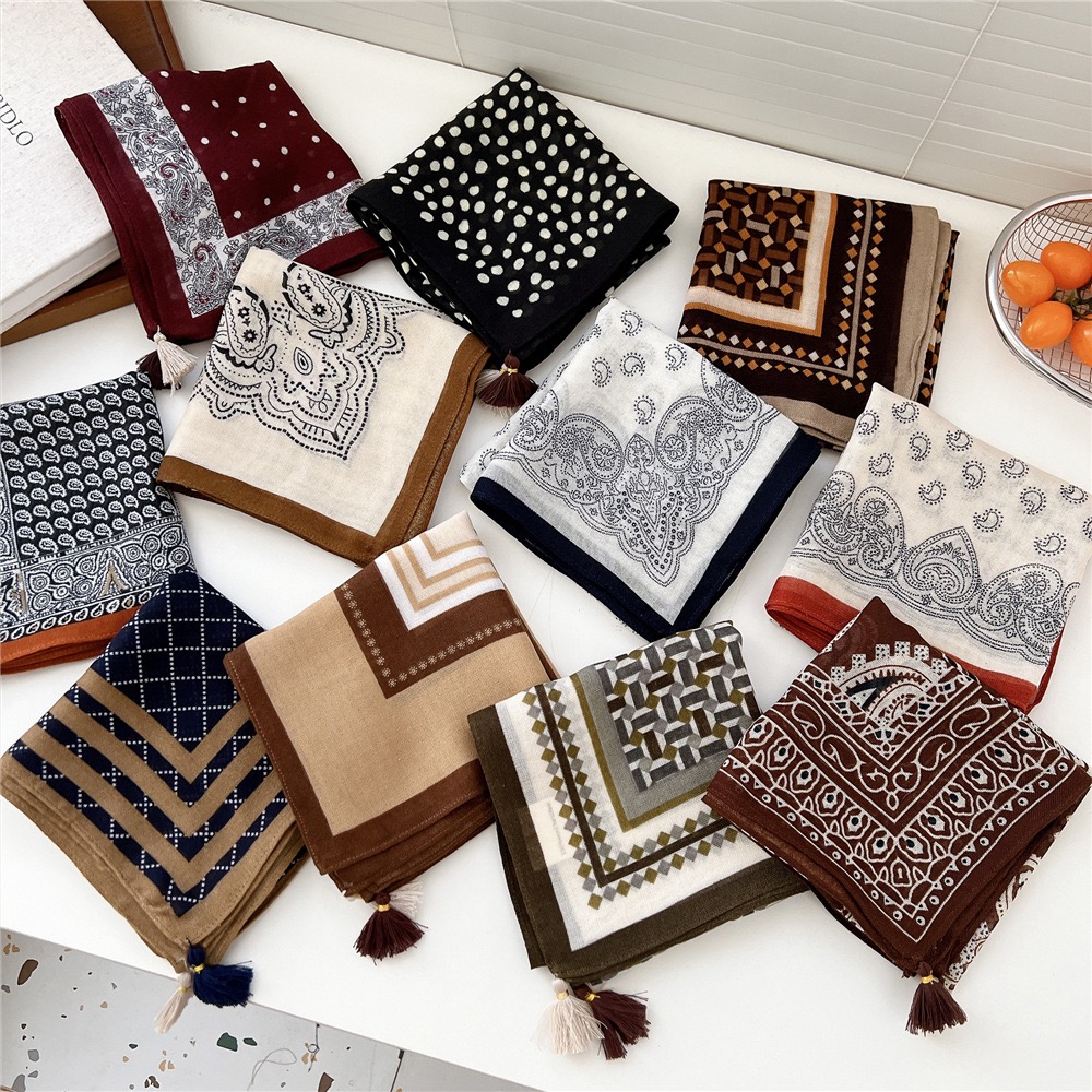 وشاح مربع عتيق مزخرف بشراشيب ل - مراجعة Bandana Cotton وسعره