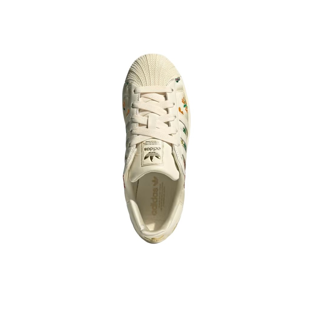 أحذية سكيت بورد نسائية من أديد - مراجعة Adidas Shoes Superstar وسعره