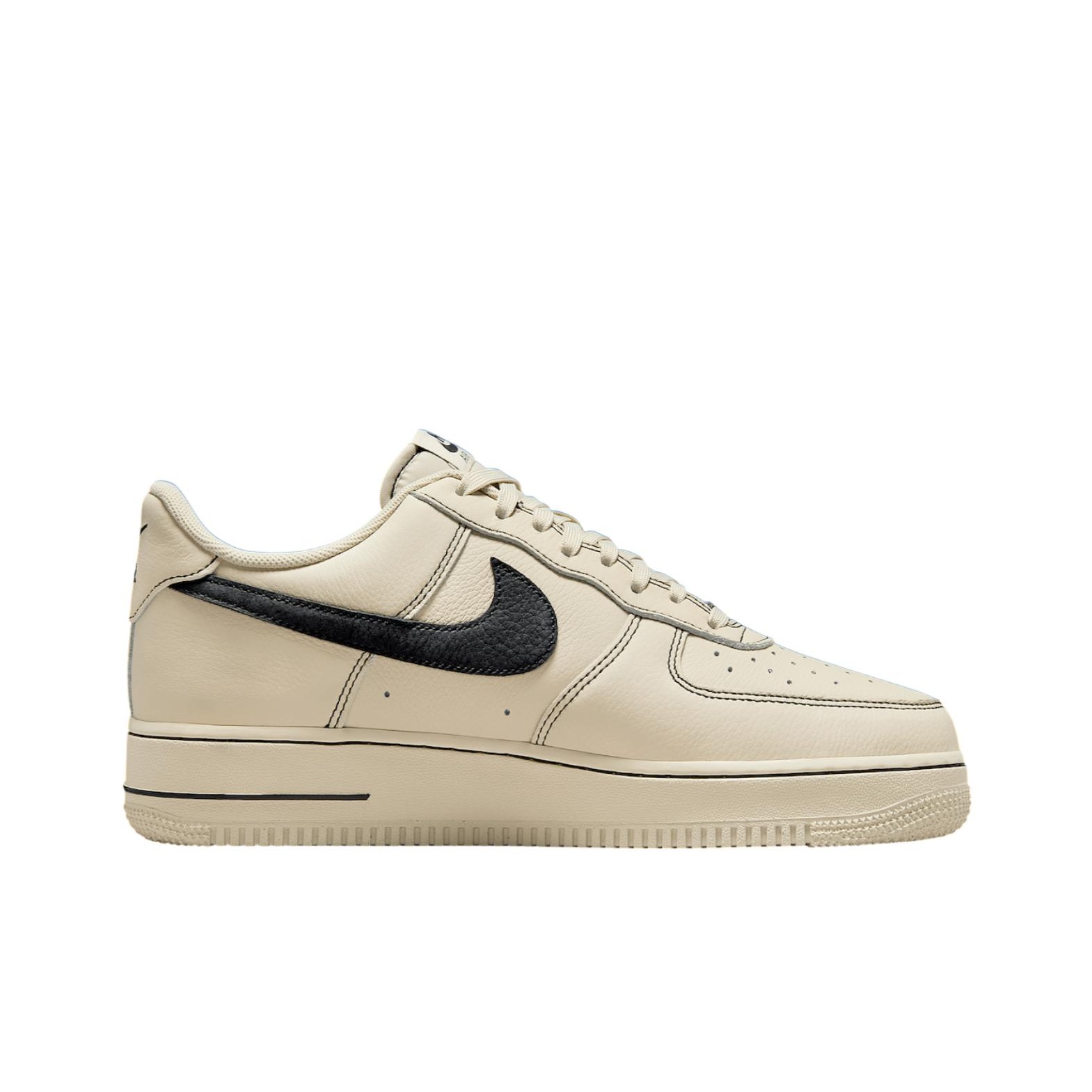 حذاء نايك إير فورس 1 من جلد ال - مراجعة Nike Shoes Air Force 1 وسعره